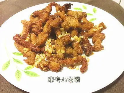 Boneless chicken fillet with garlic honey sauce