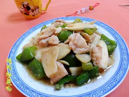 stir-fried rice bamboo slices with chicken slices