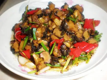 stir-fried snail meat
