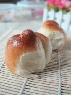 Milk buns