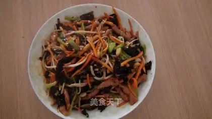Family version of shredded pork with fish flavor