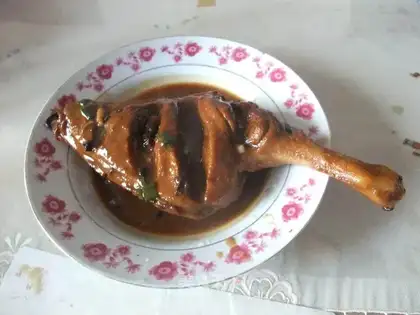 Braised duck legs