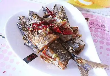 Steamed salted fish