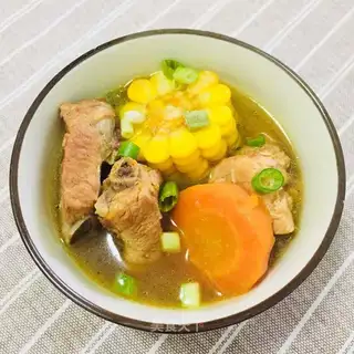 Corn carrot steak soup