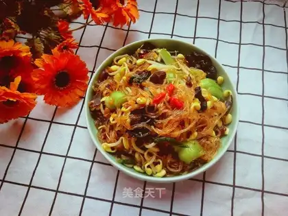 Bean sprouts