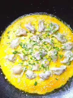 Eggs holding children's dumplings