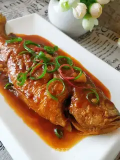 Jealousy yellowfish
