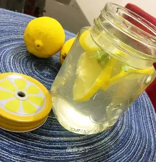 Honey lemon tea