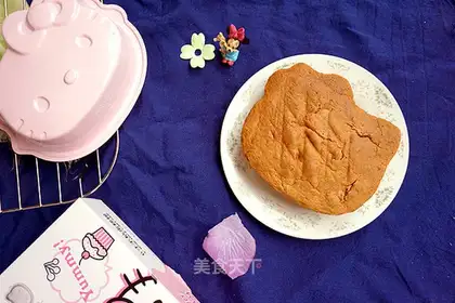 Katie Cat Rose Spongecake
