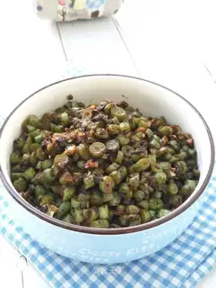 Garlic beans