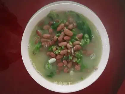 Spinach with red beans