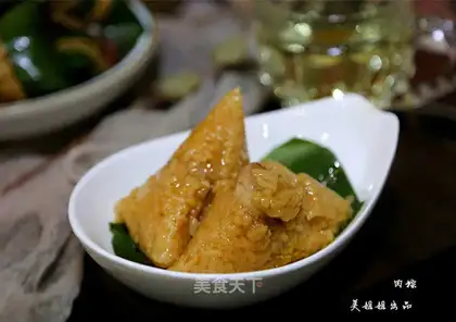 Fresh meat and egg yolk