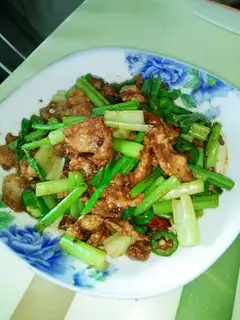 Celery fried meat
