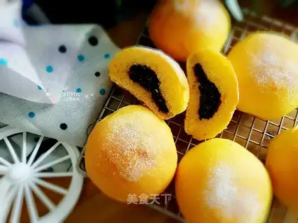 Sweet sesame carrot bread