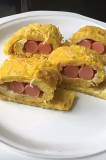 It's easy for a ham egg roll