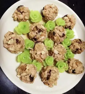 The mushroom horse hoofballs
