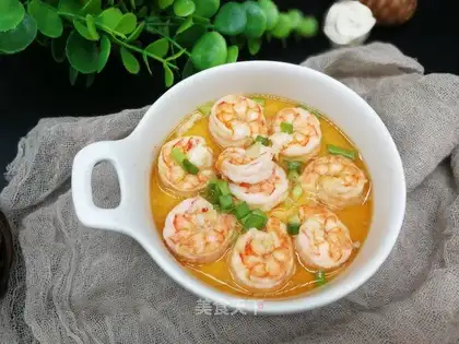 Shrimp steamed eggs