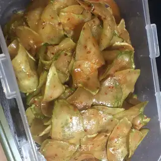 Simple sugar cucumber