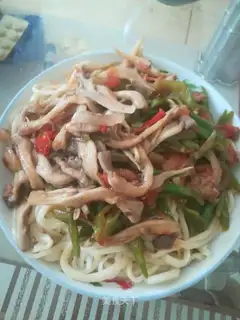 Xinjiang's home is always mixed