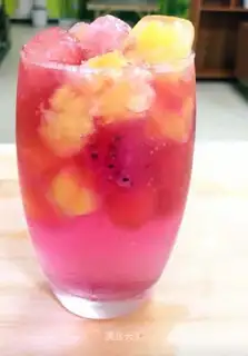 A fruit iced sapphire
