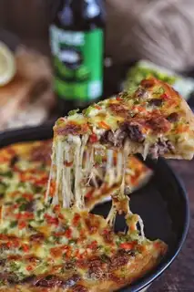 Beef pepper pizza