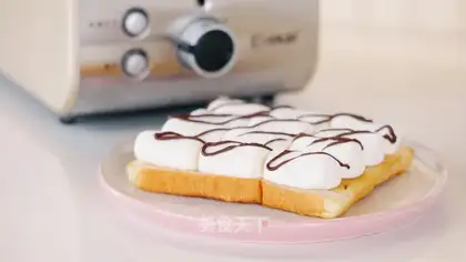 Cotton candy toast
