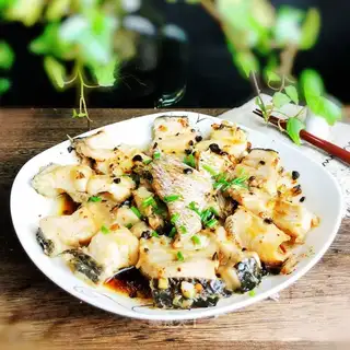 Bean stale black fish bones