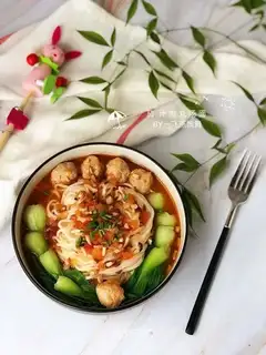 Cheese and meatball noodles