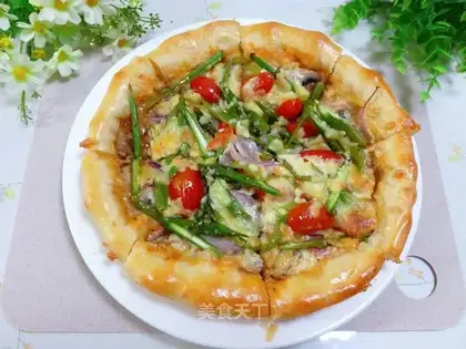 Bacon-peased mushroom pizza