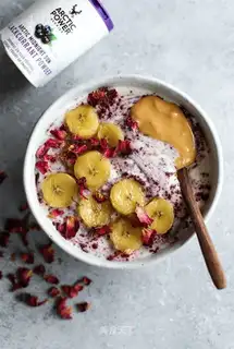 Caramel banana, black gallon yogurt