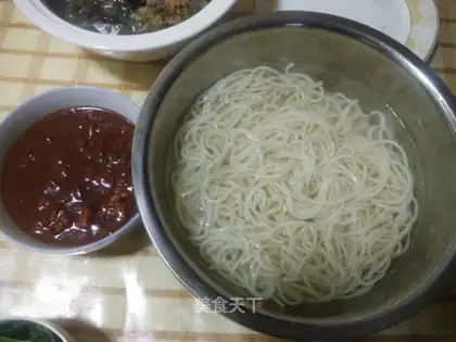 Soy sauce noodles