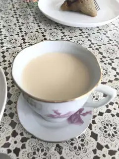 Rose milk tea