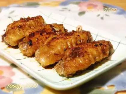 Simple, spicy chicken wings