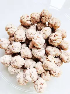 Fresh pork balls