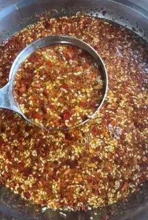 Homemade pepper oil