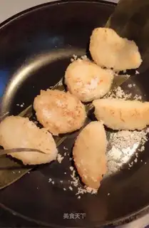 Fried meat