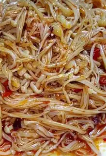 Spicy golden needle mushrooms