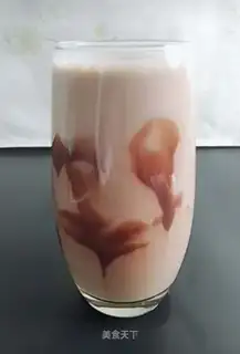 Hot chocolate milk tea