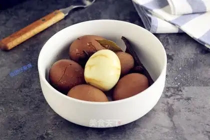 Five spicy tea eggs