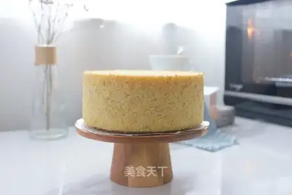 Banana chili cake