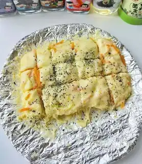 Cheese and vegetable cake