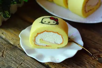 Handmade cream cake rolls