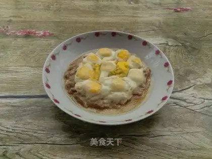 Steam in quail eggs