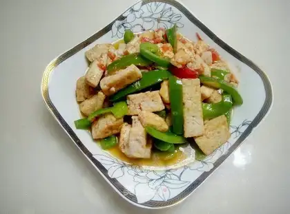 Pepper fried tofu