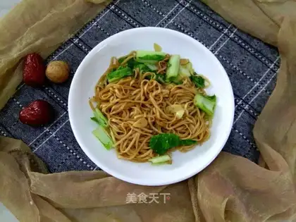 Soy sauce noodles