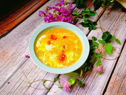 Smelt eggnut soup