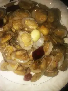 Garlic clams
