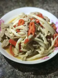 Seafood mushroom fried meat