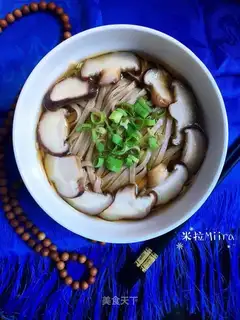 Onion noodles