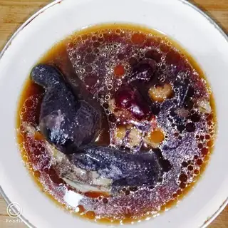 Chestnut chicken soup